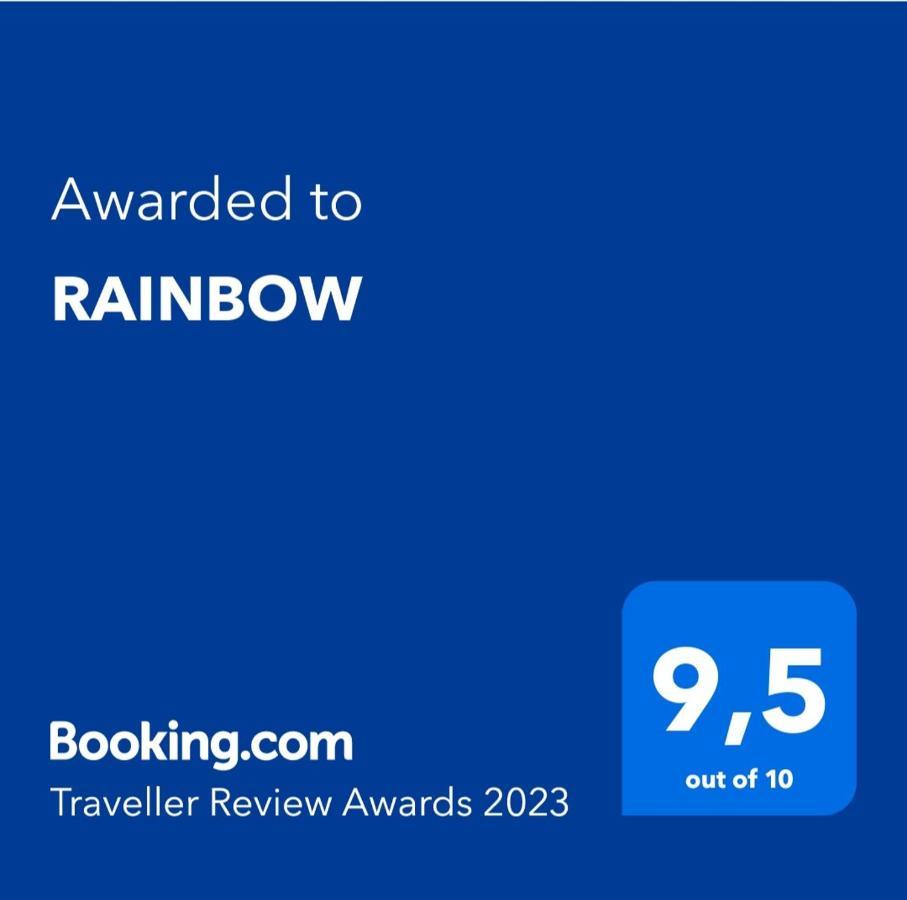 Rainbow Lejlighed Pula Eksteriør billede